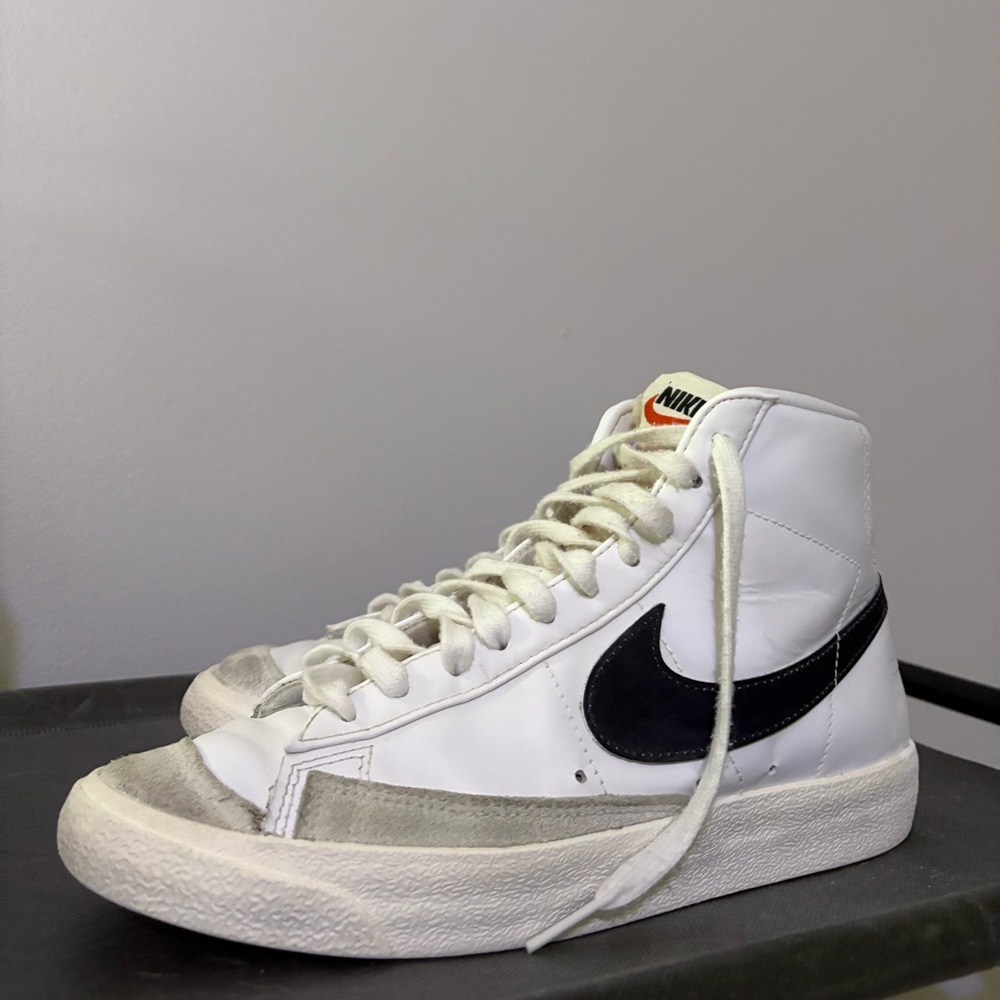 Nike Men's White and Black High-Top Sneakers